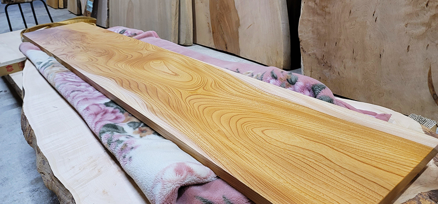 ケヤキカウンター