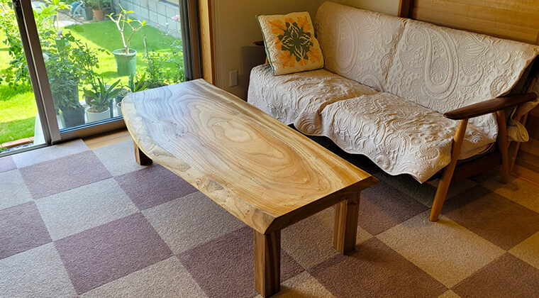 無垢一枚板ローテーブル