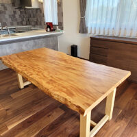 栃一枚板テーブル