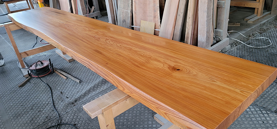 欅一枚板カウンター