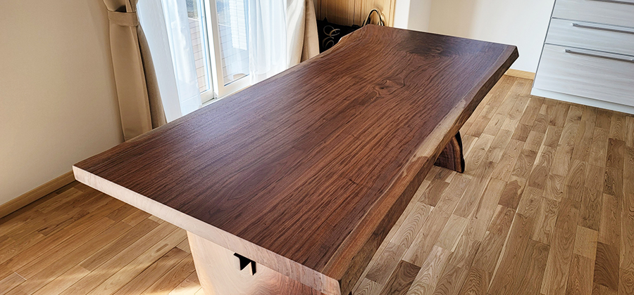 ブラックウォルナット一枚板テーブル