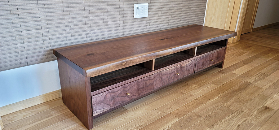 一枚板テレビ台