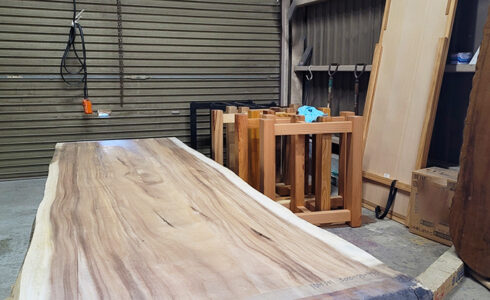 モンキーポット一枚板展示