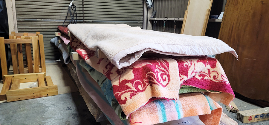 ケヤキ無垢一枚板の保管