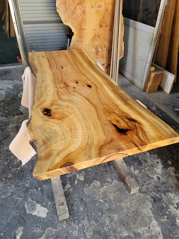 楠一枚板ダイニングテーブル天板