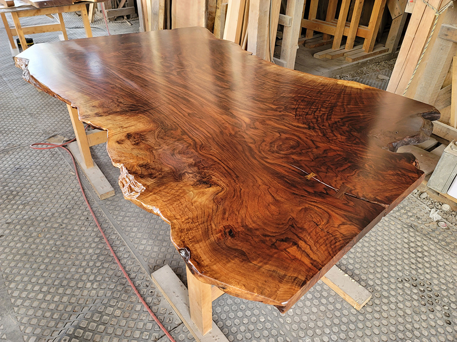 クラロウォルナット一枚板ダイニングテーブル天板