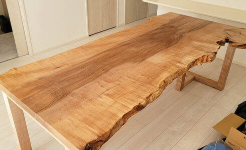 楓無垢一枚板テーブル製作