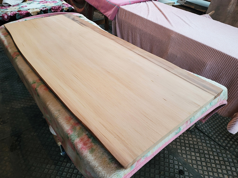 杉一枚板繋ぎなおし