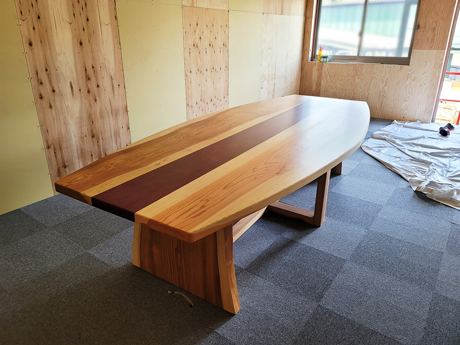 無垢一枚板会議テーブル