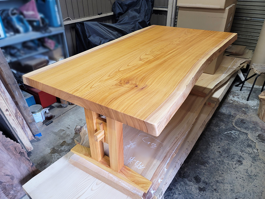 無垢一枚板ダイニングテーブル