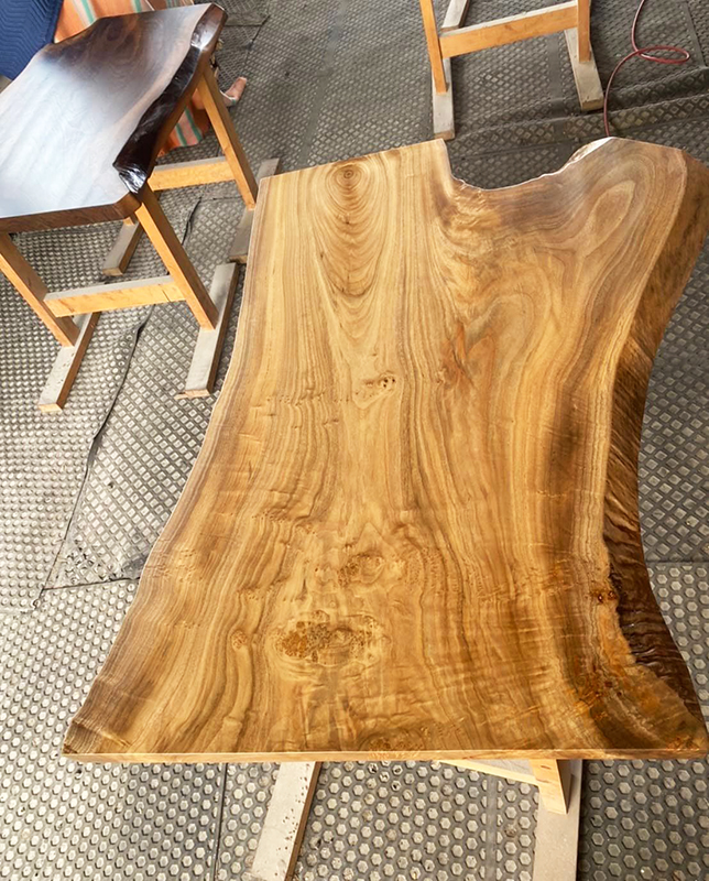 クスノキ無垢一枚板テーブル