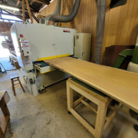 一枚板テーブル磨き