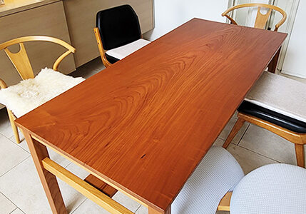 ケヤキ無垢一枚板テーブル