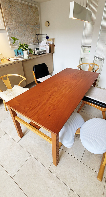 ケヤキ無垢一枚板テーブル