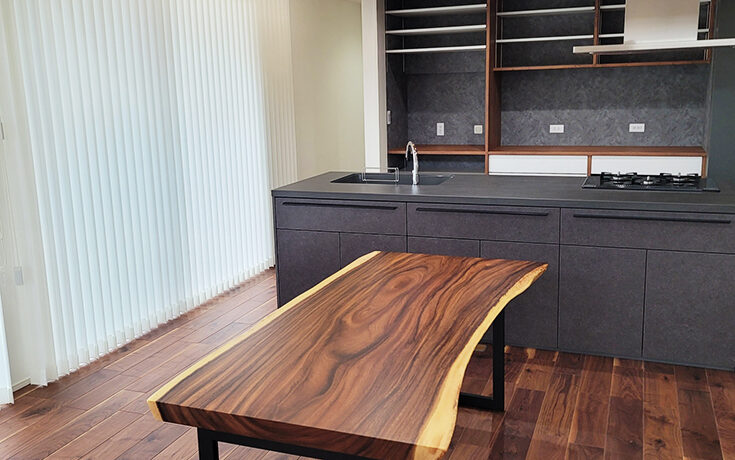 一枚板テーブル