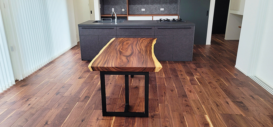 無垢一枚板テーブル