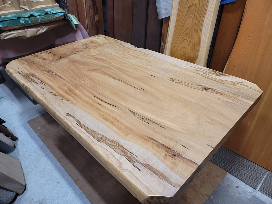 栃の木一枚板テーブル天板