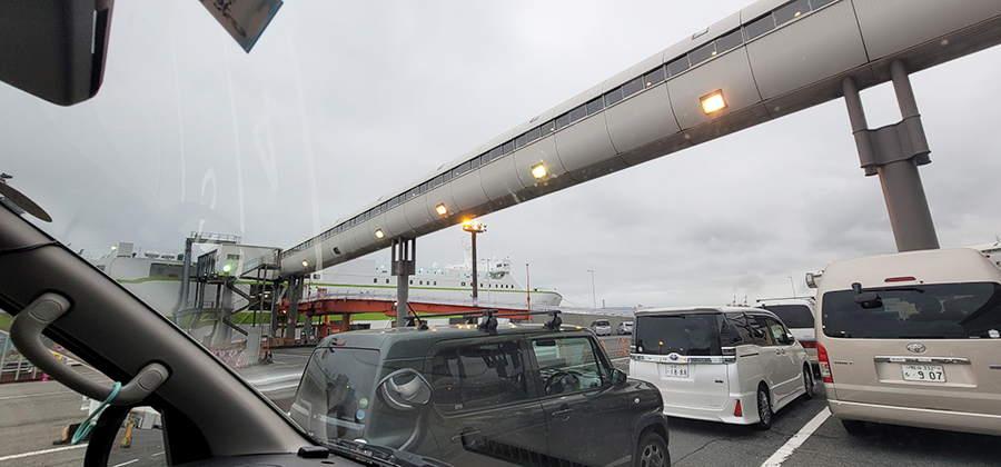 フェリー乗り場