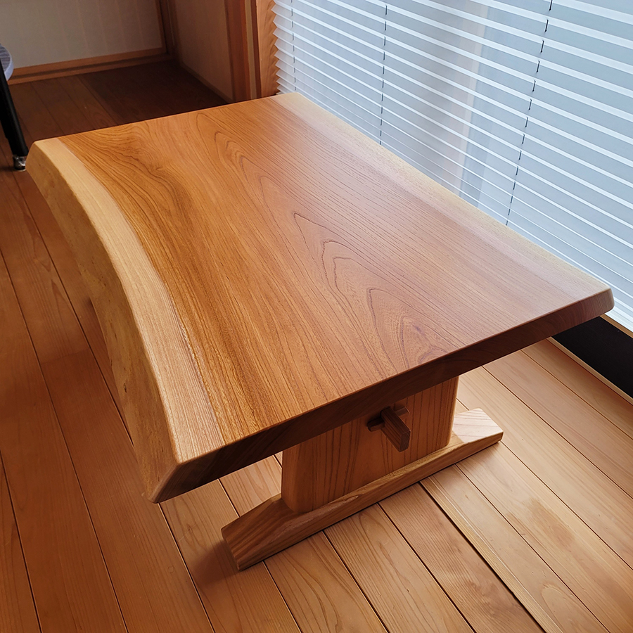 無垢一枚板テーブル