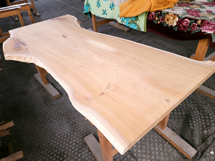 一枚板ダイニングテーブル