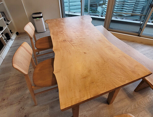 栃一枚板ダイニングテーブルセット納品