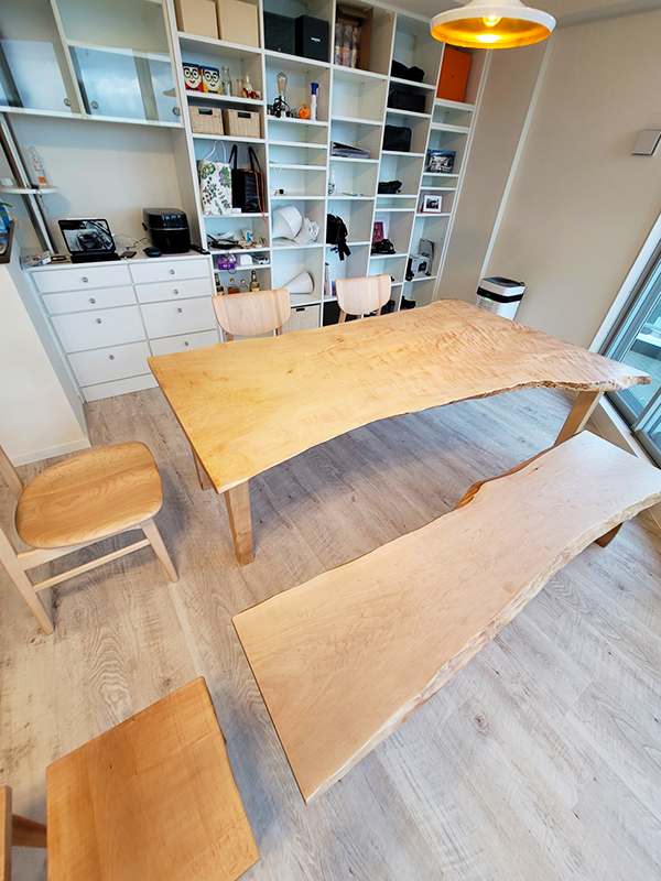 栃一枚板ダイニングテーブル