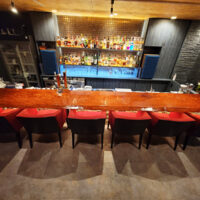 一枚板バーカウンター