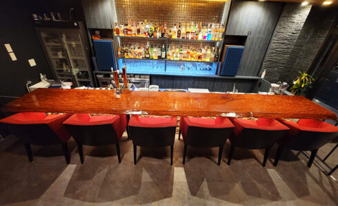 一枚板バーカウンター