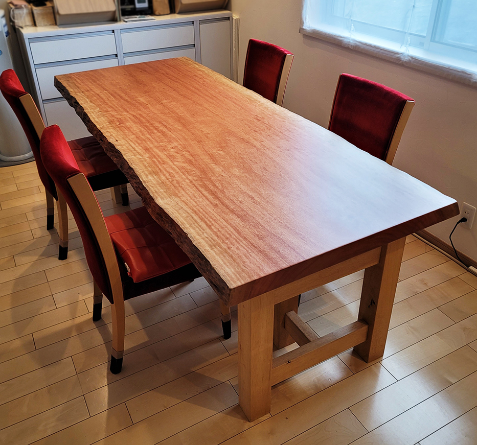 一枚板テーブル