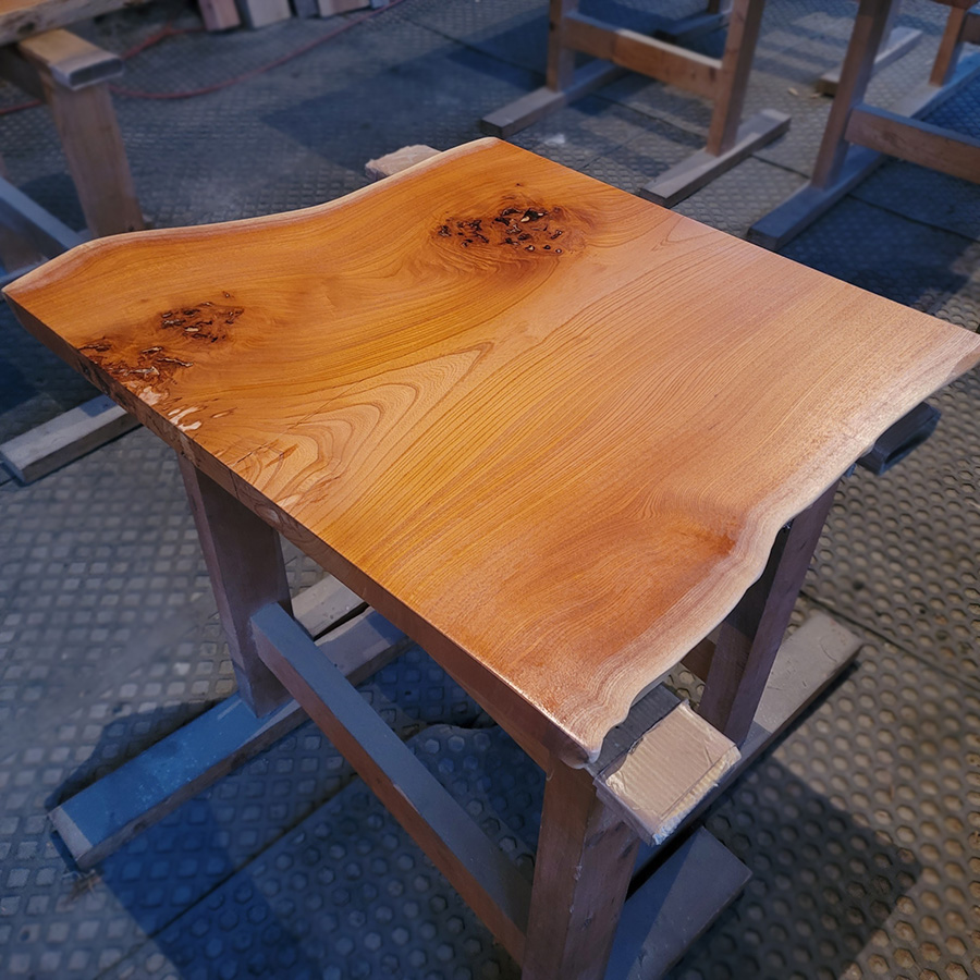 ケヤキ一枚板テーブル