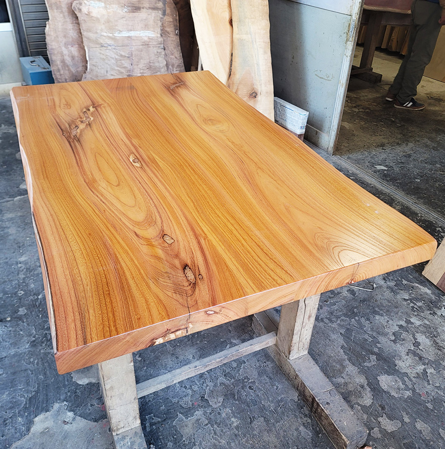 一枚板テーブル