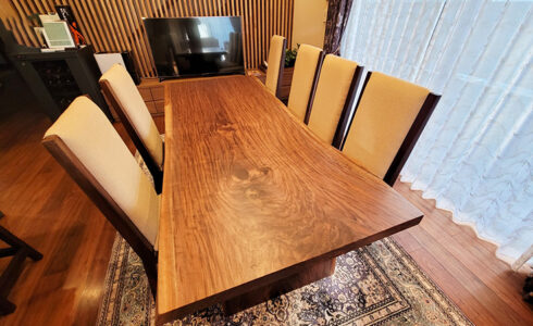 一枚板テーブル納品