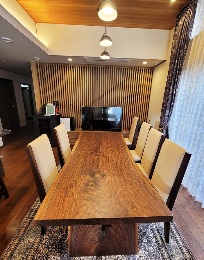 無垢一枚板テーブル