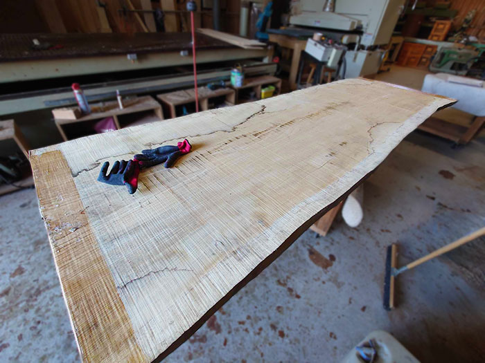 栓一枚板カウンター