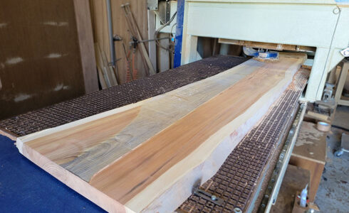 一枚板フラット加工