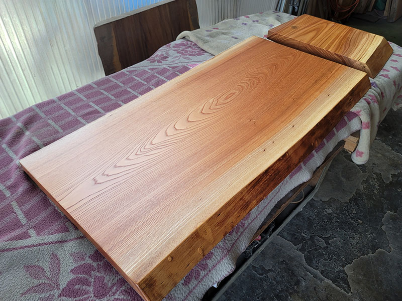 ケヤキ一枚板カウンター